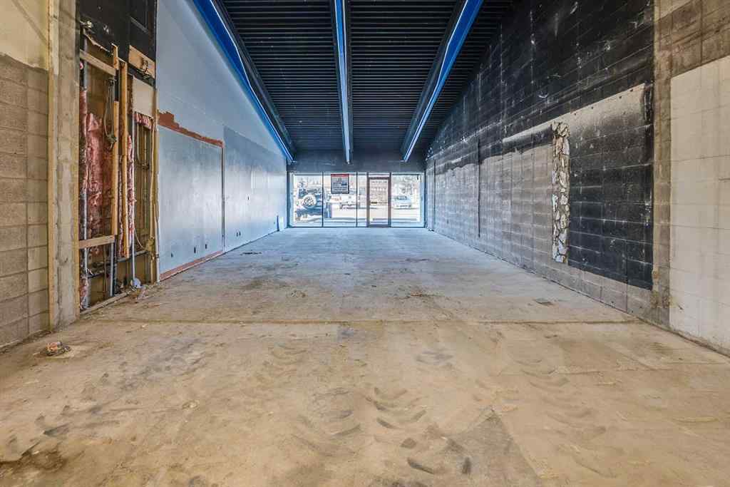 MLS® A2203916 - Unit #11 7727 50 Avenue  in Northlands Industrial Park Red Deer, Commercial