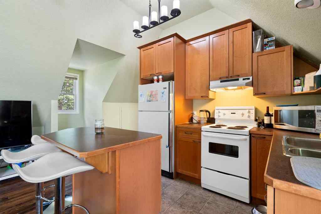 MLS® A2204006 - 43 Cody Range Way  in Bearspaw_Calg Rural Rocky View County, Residential