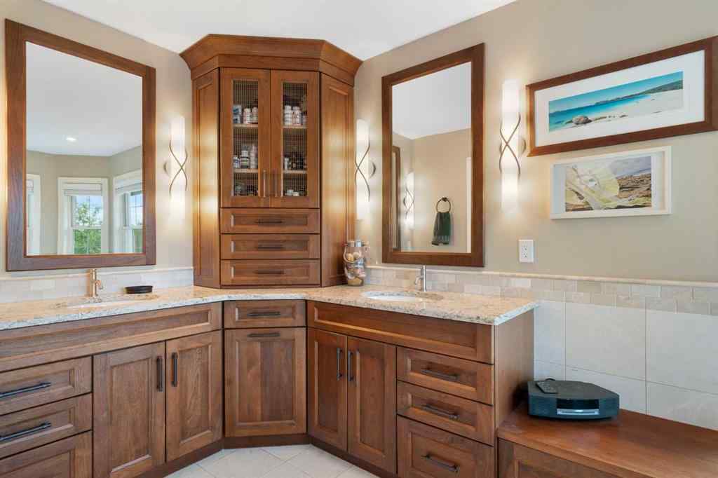 MLS® A2204006 - 43 Cody Range Way  in Bearspaw_Calg Rural Rocky View County, Residential