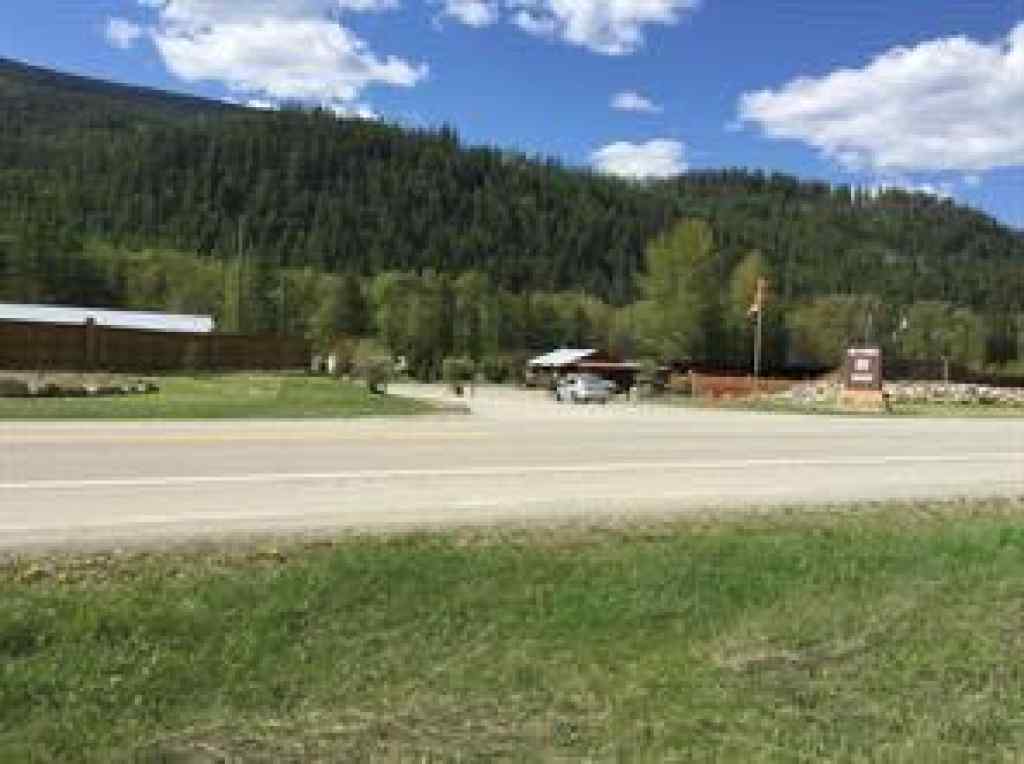 MLS® A2204086 - 9432 Hwy 3 & 95   in NONE Out of Province_Alberta, Commercial
