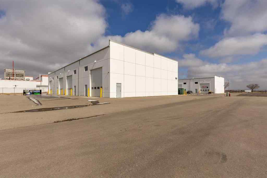 MLS® A2204105 - Unit #1, 2, 3 565 41 Street N in Shackleford Industrial Park Lethbridge, Commercial