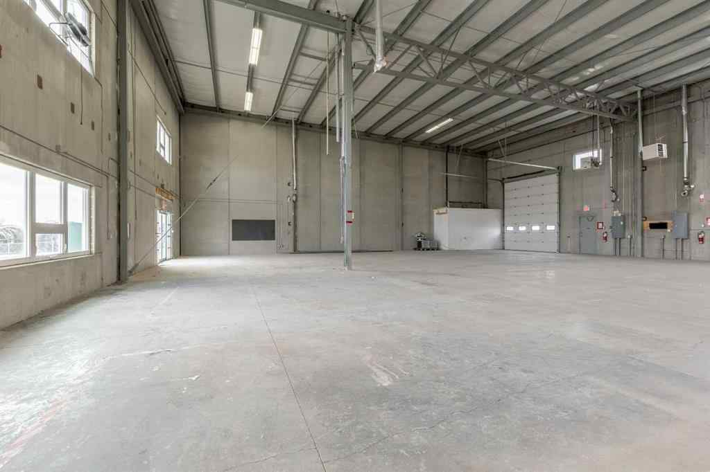 MLS® A2204105 - Unit #1, 2, 3 565 41 Street N in Shackleford Industrial Park Lethbridge, Commercial