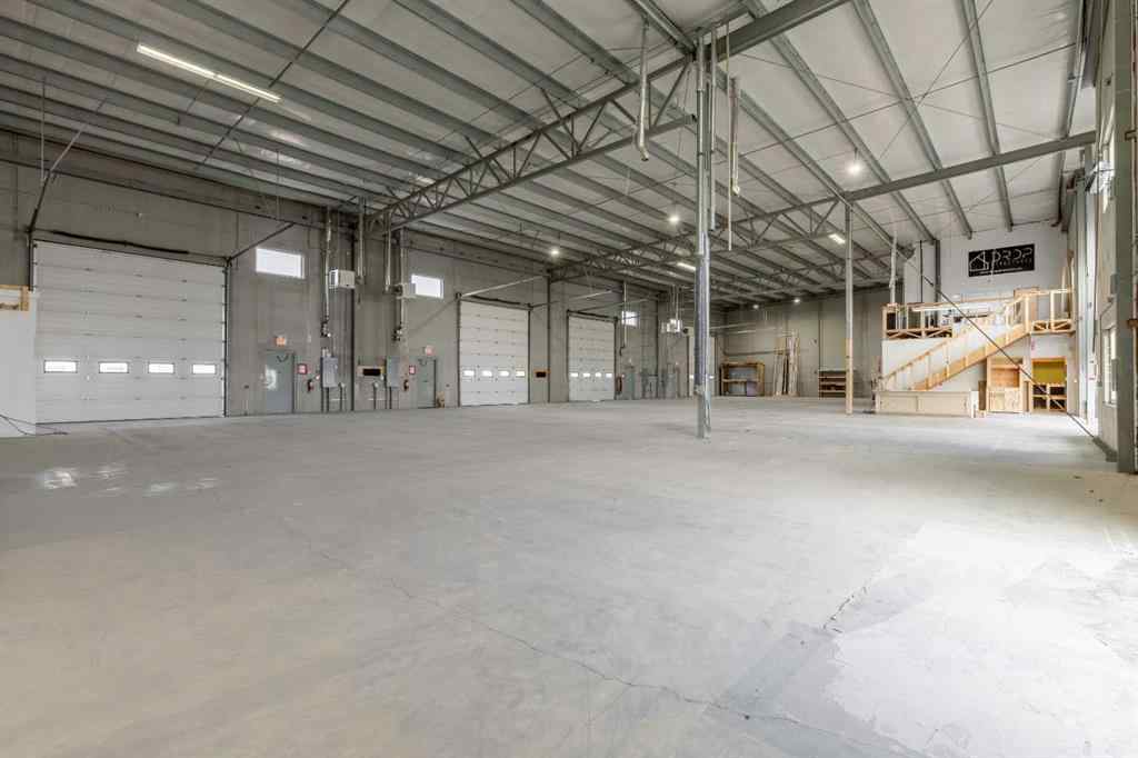 MLS® A2204105 - Unit #1, 2, 3 565 41 Street N in Shackleford Industrial Park Lethbridge, Commercial