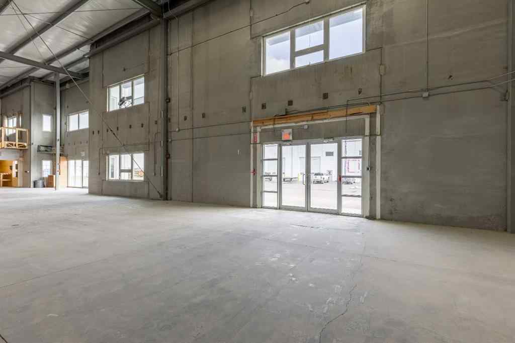 MLS® A2204105 - Unit #1, 2, 3 565 41 Street N in Shackleford Industrial Park Lethbridge, Commercial