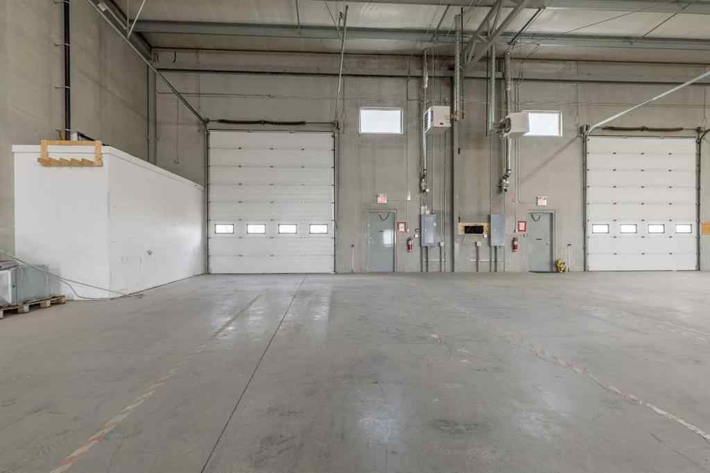 MLS® A2204105 - Unit #1, 2, 3 565 41 Street N in Shackleford Industrial Park Lethbridge, Commercial