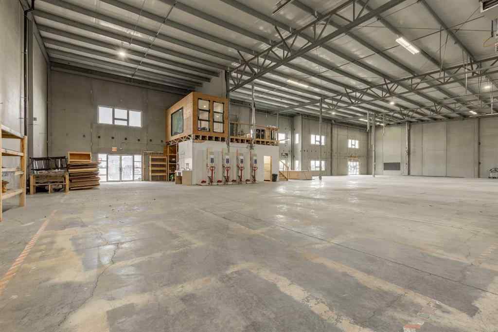MLS® A2204105 - Unit #1, 2, 3 565 41 Street N in Shackleford Industrial Park Lethbridge, Commercial