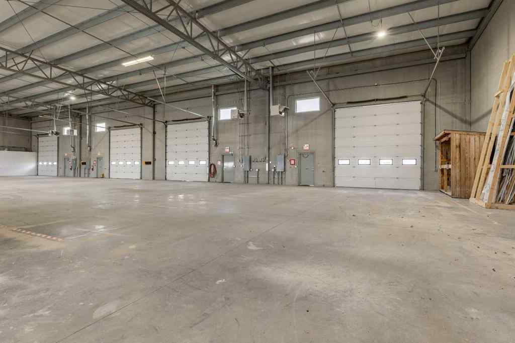 MLS® A2204105 - Unit #1, 2, 3 565 41 Street N in Shackleford Industrial Park Lethbridge, Commercial