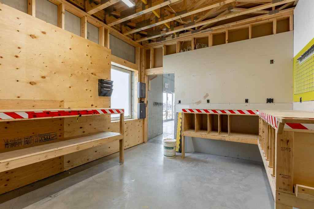 MLS® A2204105 - Unit #1, 2, 3 565 41 Street N in Shackleford Industrial Park Lethbridge, Commercial
