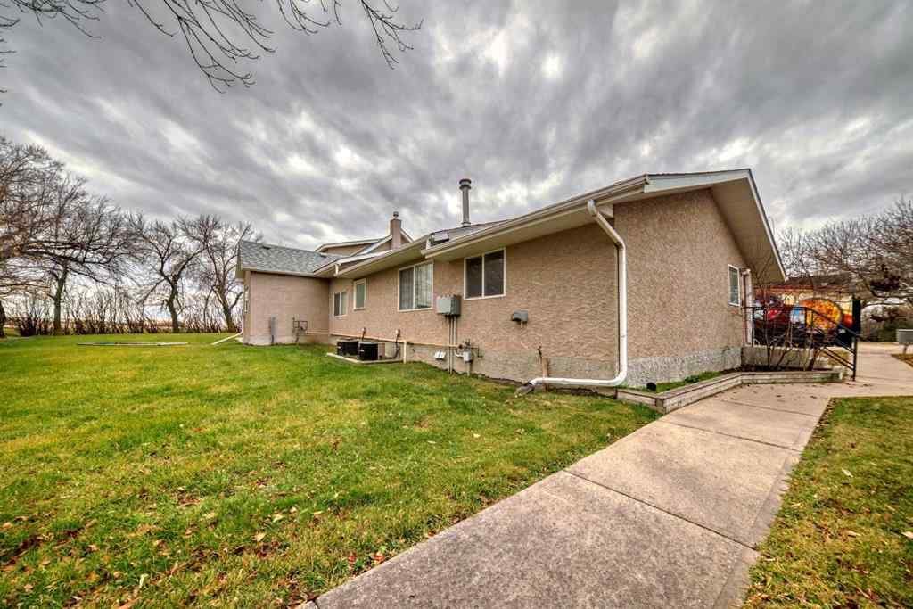 MLS® A2204172 -  Township Road 240   in NONE Rural Wheatland County, Commercial