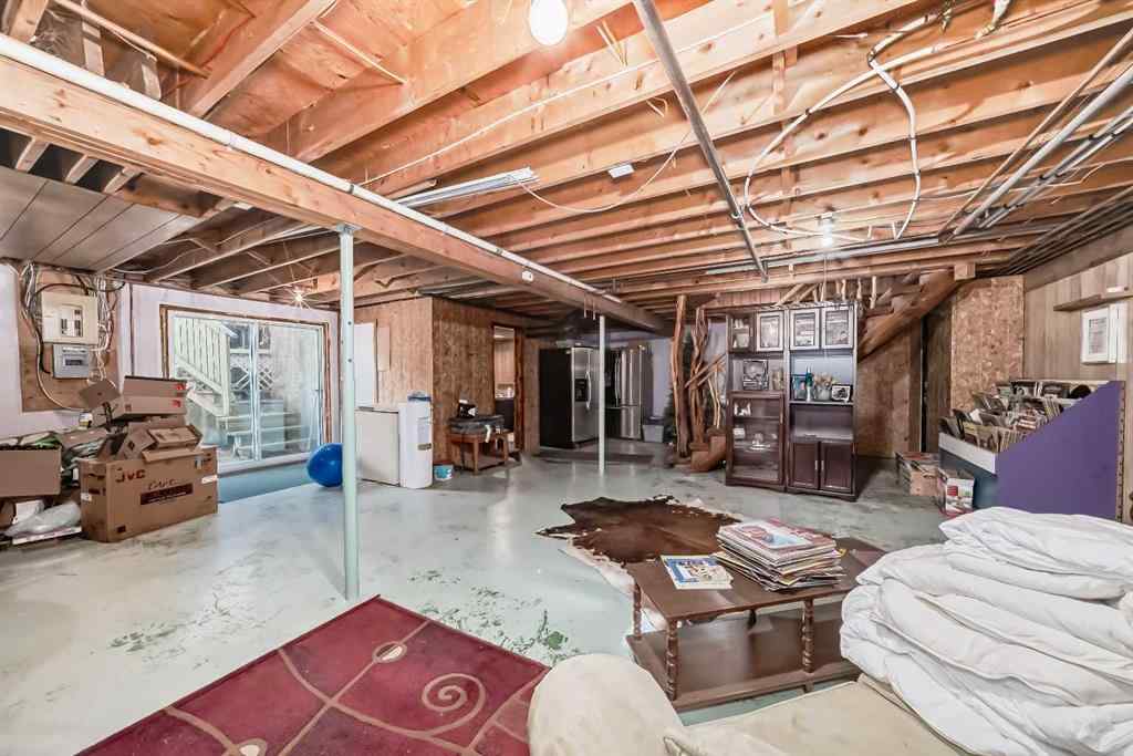 MLS® A2204293 - 25420 Township Road 400   in NONE Rural Lacombe County, Residential