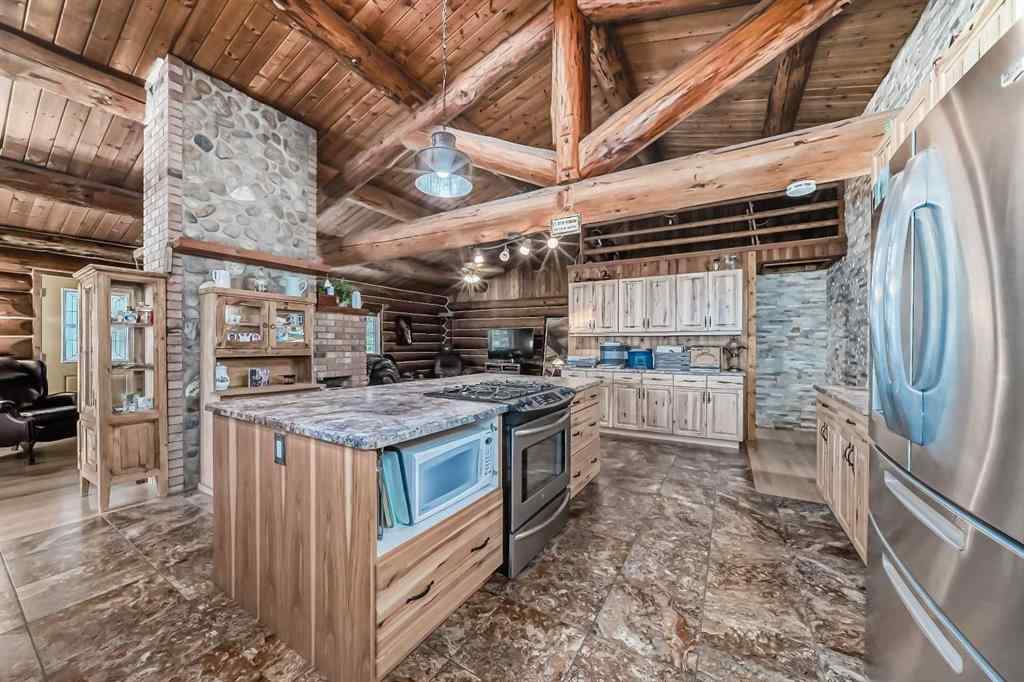MLS® A2204293 - 25420 Township Road 400   in NONE Rural Lacombe County, Residential