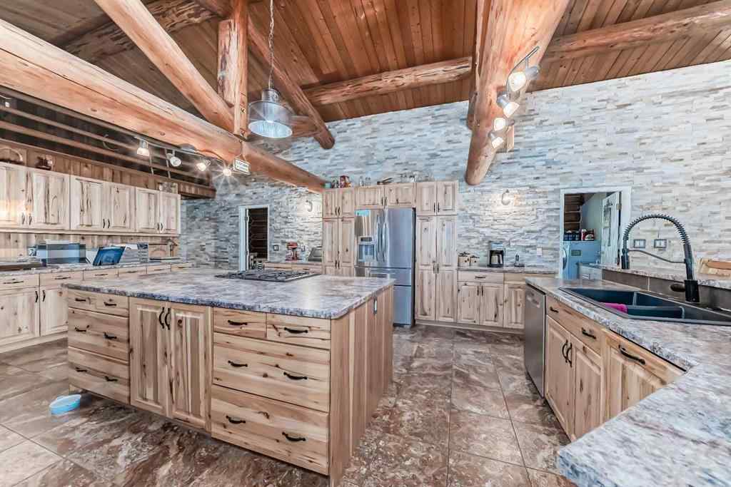 MLS® A2204293 - 25420 Township Road 400   in NONE Rural Lacombe County, Residential