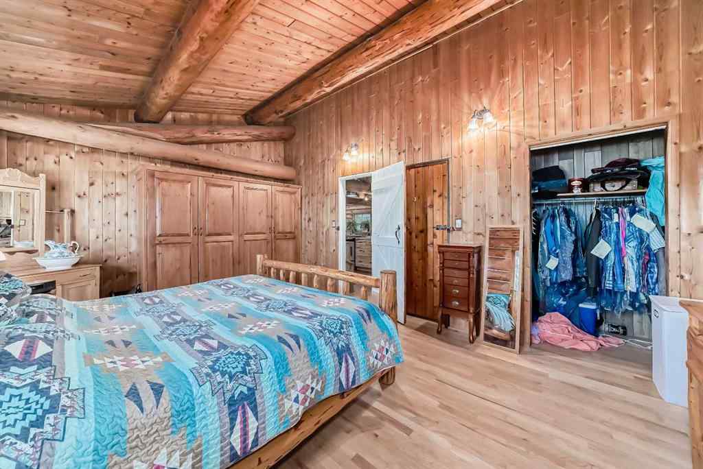MLS® A2204293 - 25420 Township Road 400   in NONE Rural Lacombe County, Residential