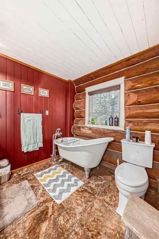 MLS® A2204293 - 25420 Township Road 400   in NONE Rural Lacombe County, Residential