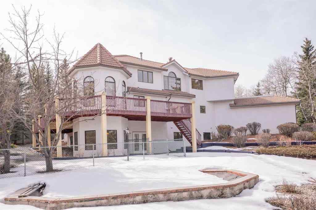 MLS® A2204305 - 243022 Westbluff Road  in Springbank Rural Rocky View County, Residential