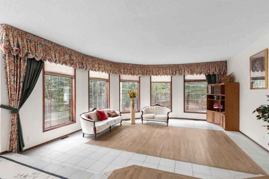 MLS® A2204305 - 243022 Westbluff Road  in Springbank Rural Rocky View County, Residential