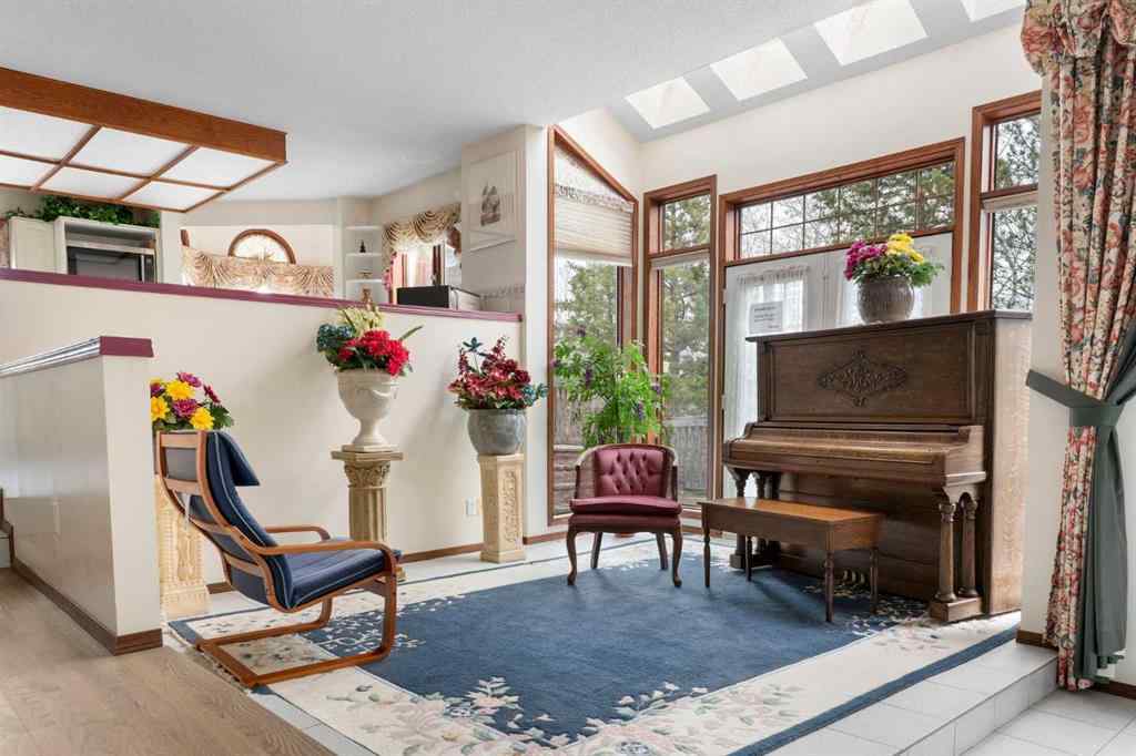 MLS® A2204305 - 243022 Westbluff Road  in Springbank Rural Rocky View County, Residential