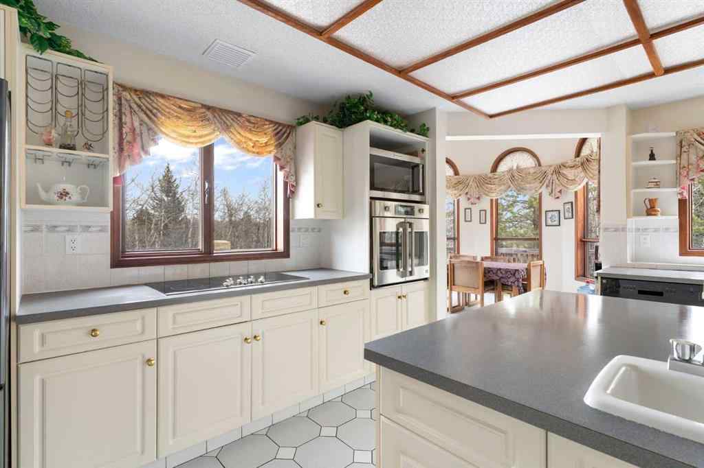MLS® A2204305 - 243022 Westbluff Road  in Springbank Rural Rocky View County, Residential