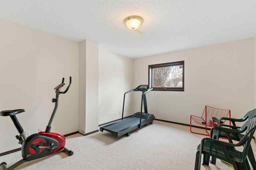 MLS® A2204305 - 243022 Westbluff Road  in Springbank Rural Rocky View County, Residential