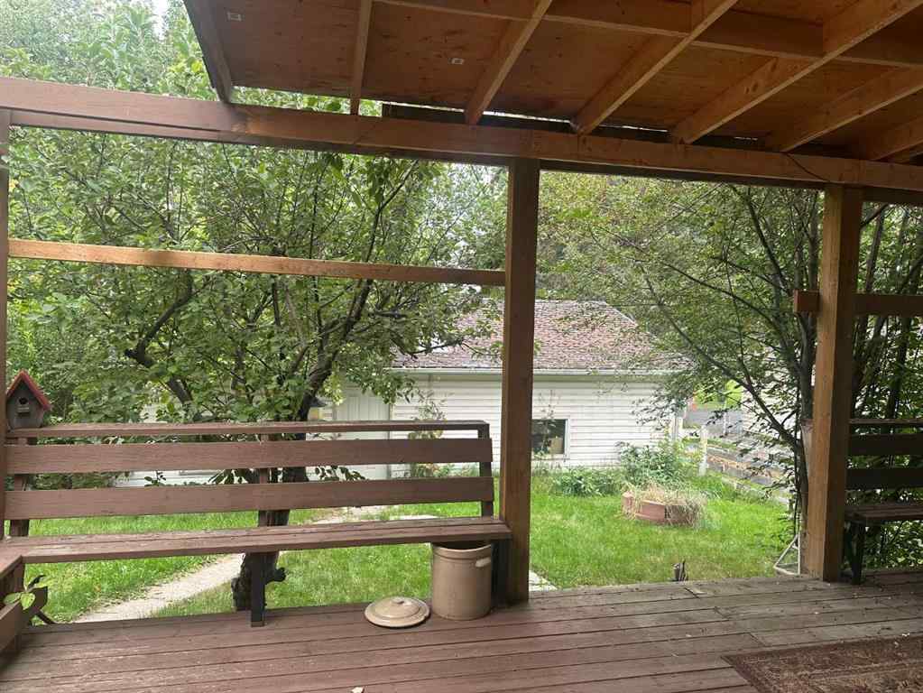 MLS® A2204360 - 2313 Richmond Road SW in Richmond Calgary, Residential