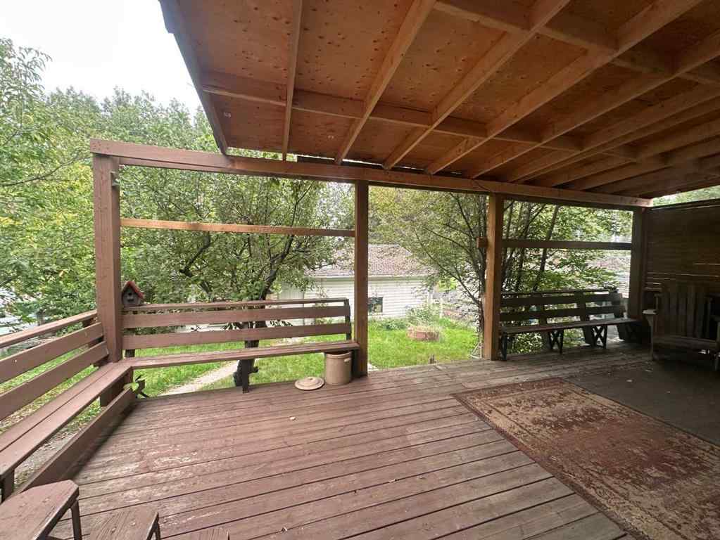 MLS® A2204360 - 2313 Richmond Road SW in Richmond Calgary, Residential