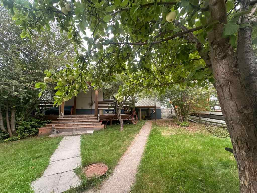 MLS® A2204360 - 2313 Richmond Road SW in Richmond Calgary, Residential