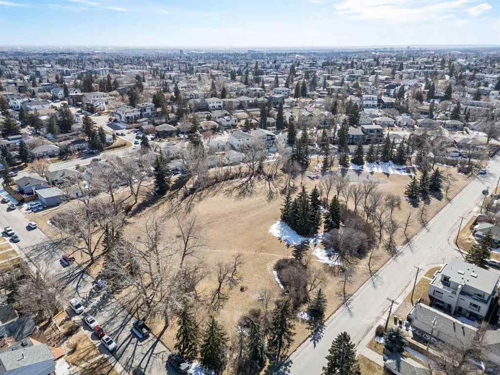 MLS® A2204360 - 2313 Richmond Road SW in Richmond Calgary, Residential