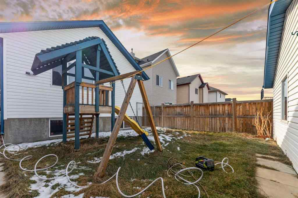 MLS® A2204411 - 444 taradale Drive NE in Taradale Calgary, Residential