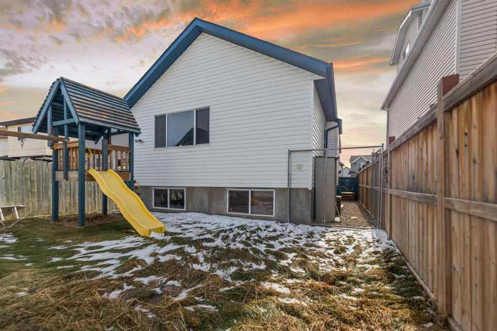 MLS® A2204411 - 444 taradale Drive NE in Taradale Calgary, Residential