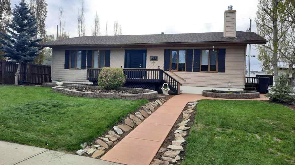 MLS® A2204511 - 241 4 Street  in Nacmine Drumheller, Residential