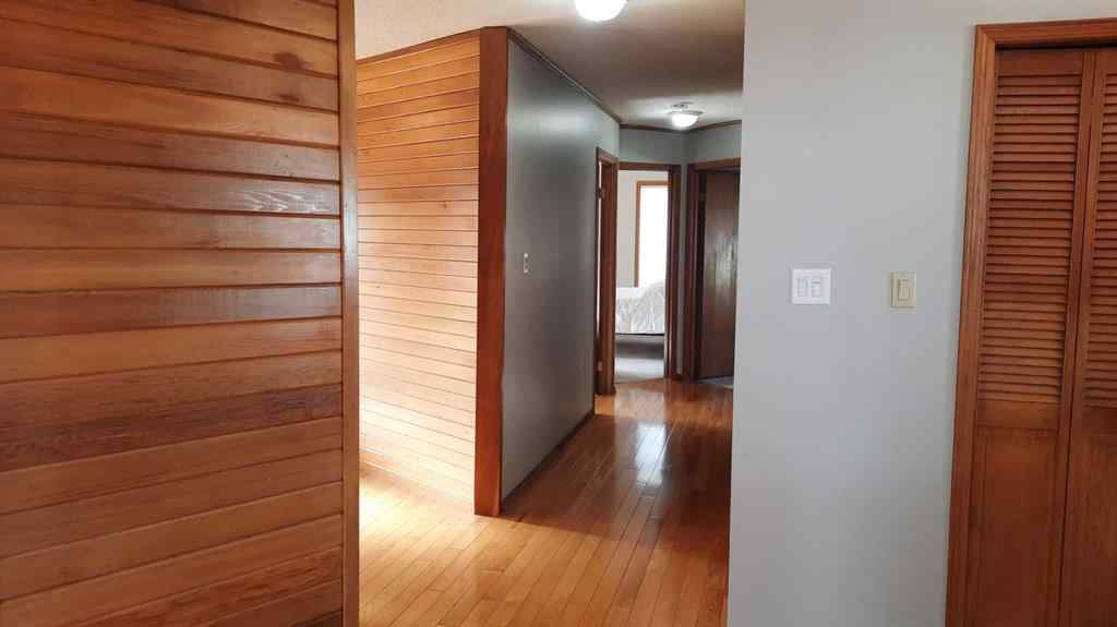 MLS® A2204511 - 241 4 Street  in Nacmine Drumheller, Residential