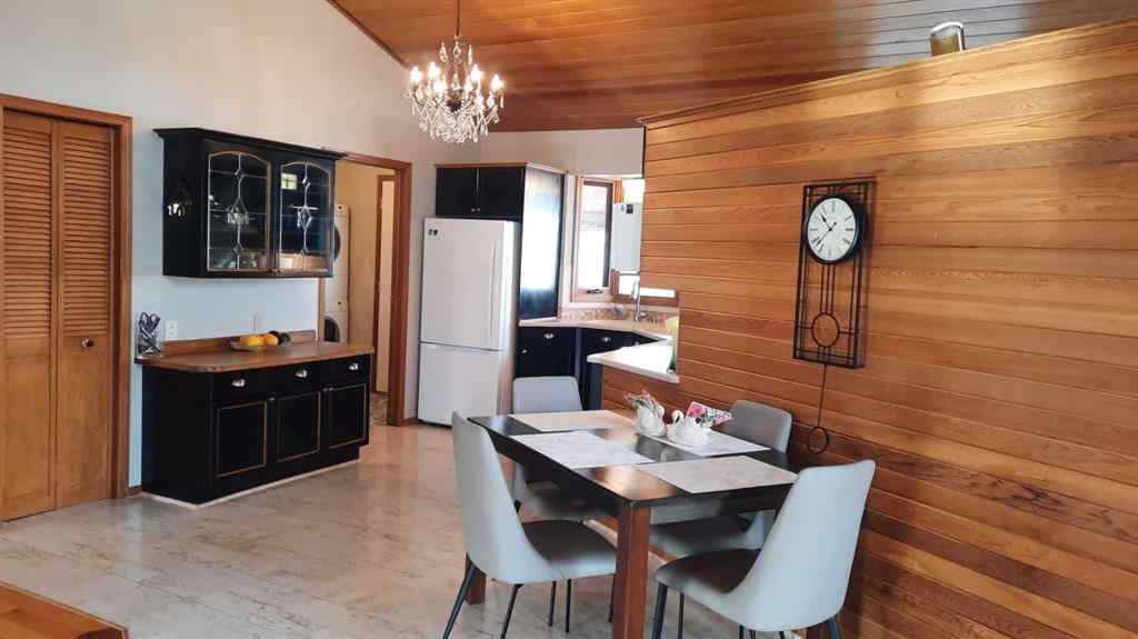 MLS® A2204511 - 241 4 Street  in Nacmine Drumheller, Residential