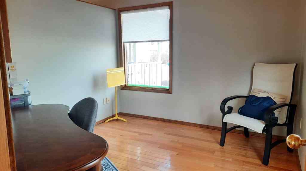 MLS® A2204511 - 241 4 Street  in Nacmine Drumheller, Residential