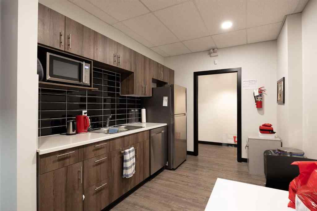 MLS® A2204545 - Unit #1 8026 Franklin Avenue  in Downtown Fort McMurray, Commercial