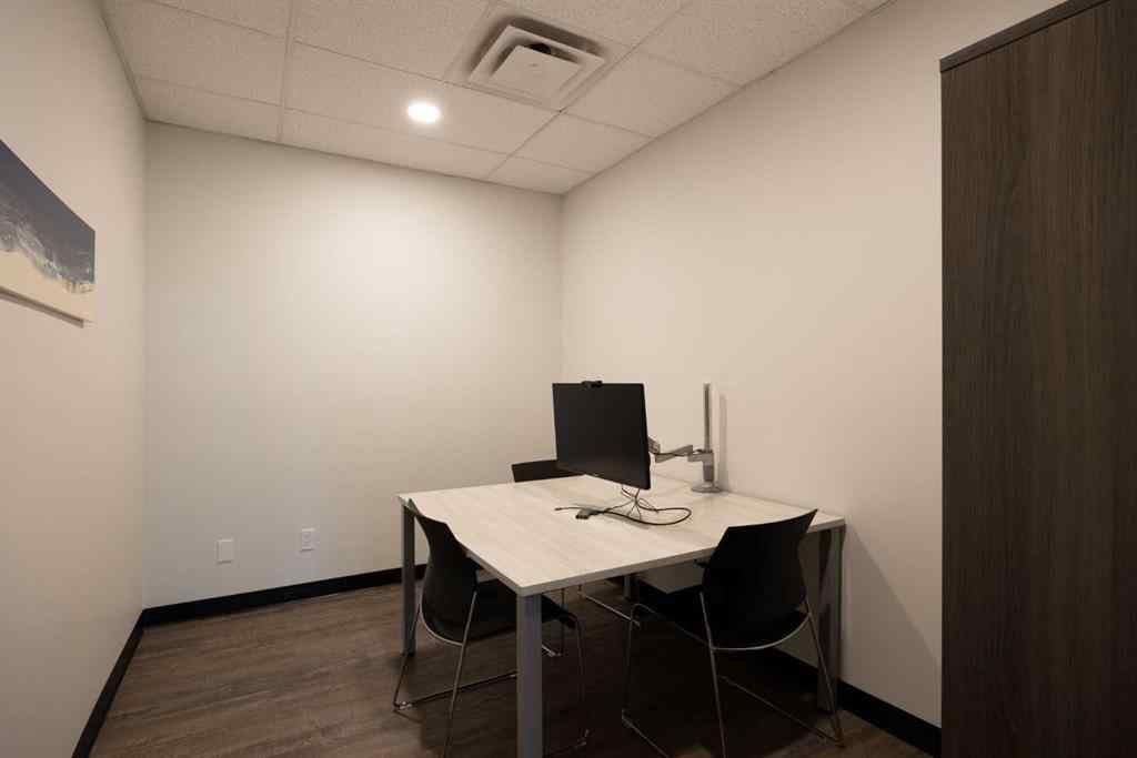 MLS® A2204545 - Unit #1 8026 Franklin Avenue  in Downtown Fort McMurray, Commercial