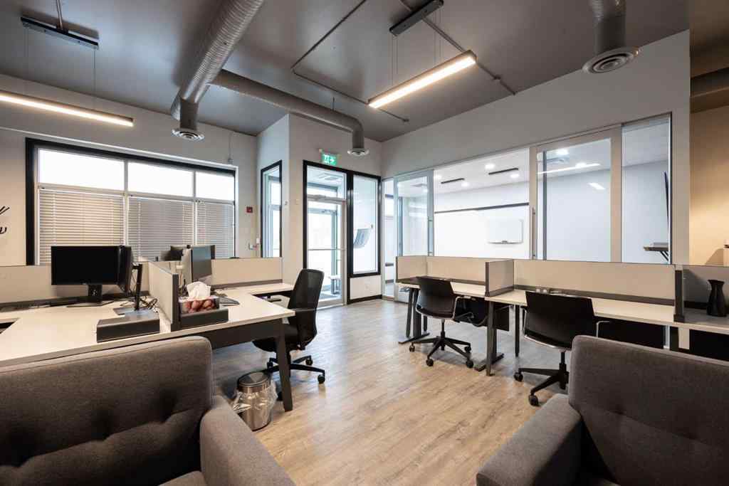 MLS® A2204545 - Unit #1 8026 Franklin Avenue  in Downtown Fort McMurray, Commercial