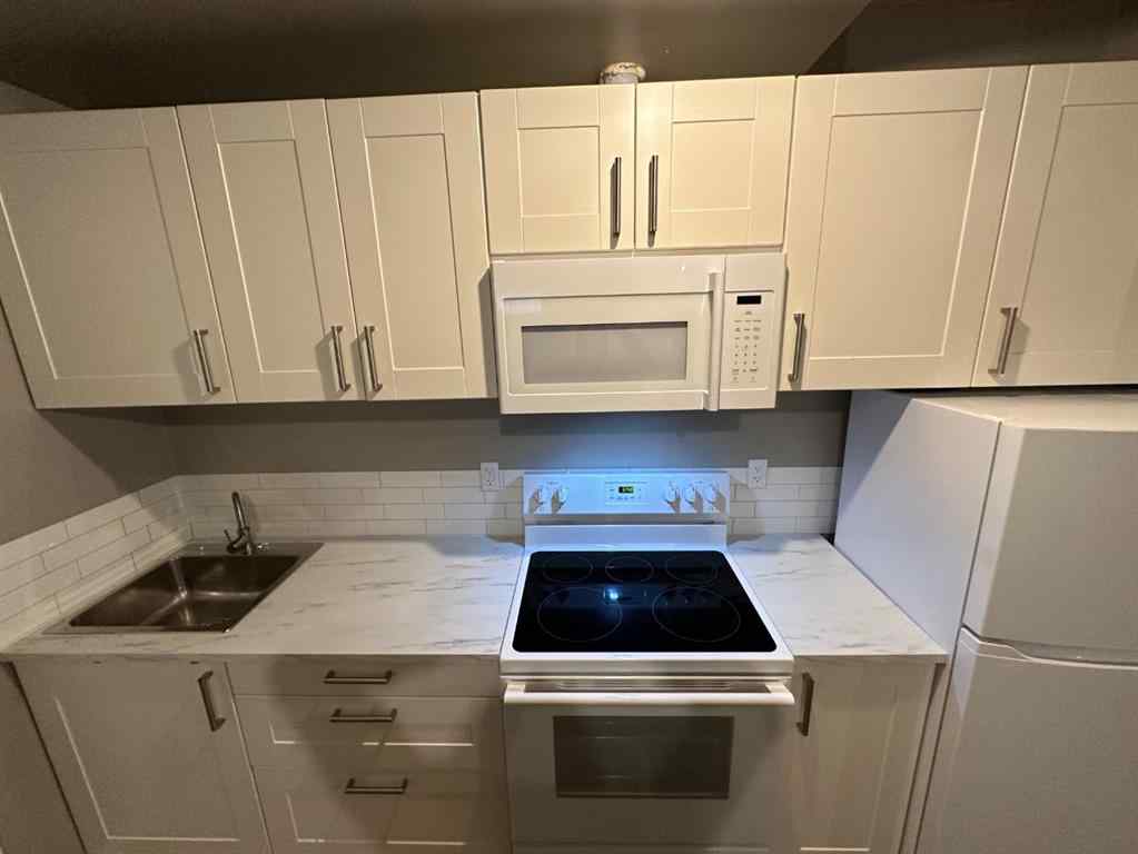 MLS® A2204645 - 4332 51 Avenue  in NONE Hardisty, Residential