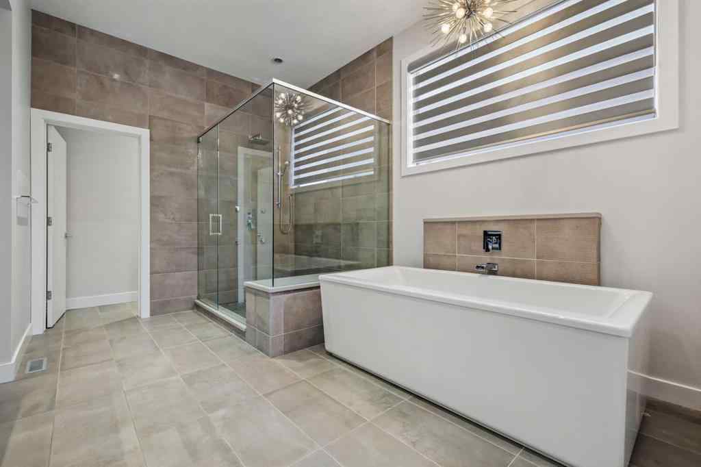 MLS® A2204677 - 639 26 Avenue NW in Mount Pleasant Calgary, Residential