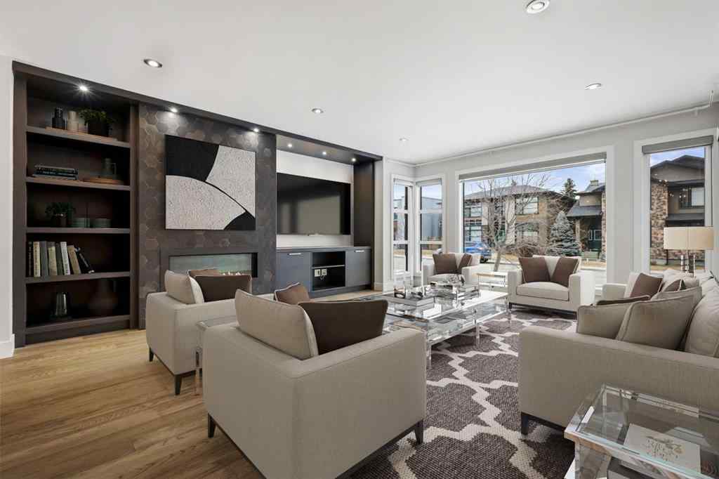MLS® A2204677 - 639 26 Avenue NW in Mount Pleasant Calgary, Residential