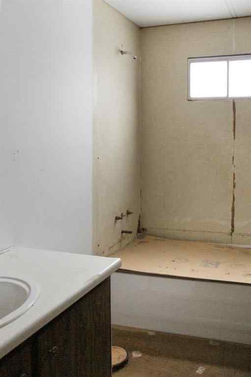 MLS® A2204683 - 5402 46 Avenue W in Forestburg Forestburg, Residential
