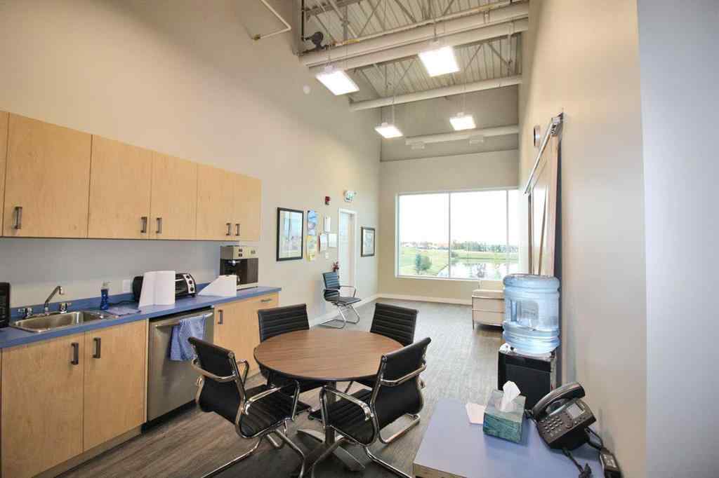 MLS® A2204695 - Unit #109 18 Highland Park Way NE in NONE Airdrie, Commercial