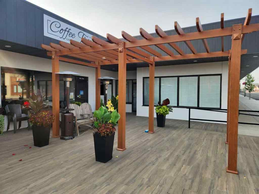 MLS® A2204766 - 4812 50 Street  in Downtown West Stettler, Commercial