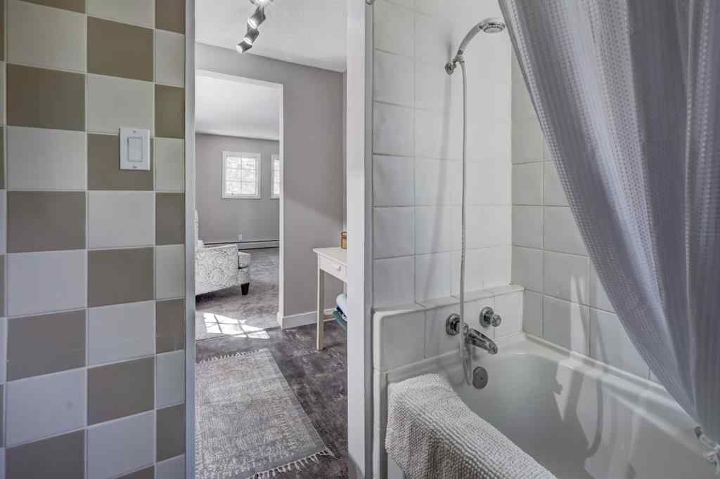MLS® A2204820 - 150 9 Street NW in Midland Drumheller, Residential