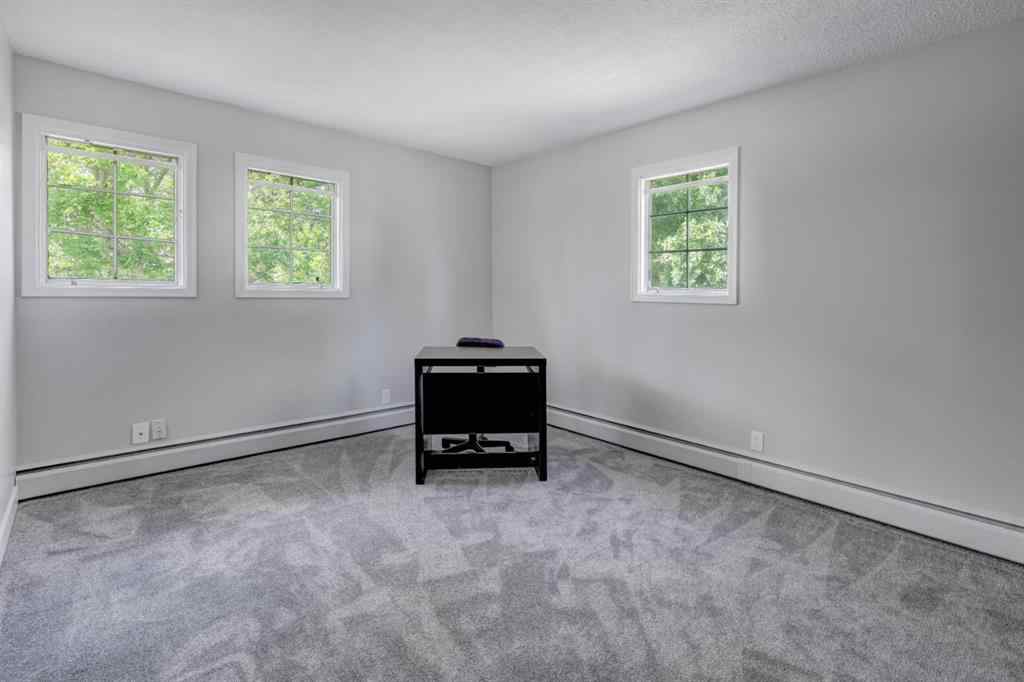MLS® A2204820 - 150 9 Street NW in Midland Drumheller, Residential