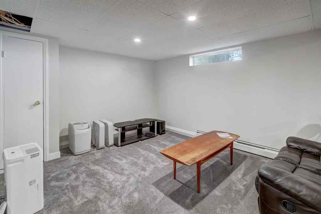 MLS® A2204820 - 150 9 Street NW in Midland Drumheller, Residential