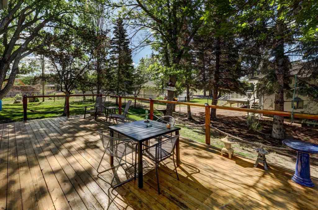 MLS® A2204820 - 150 9 Street NW in Midland Drumheller, Residential