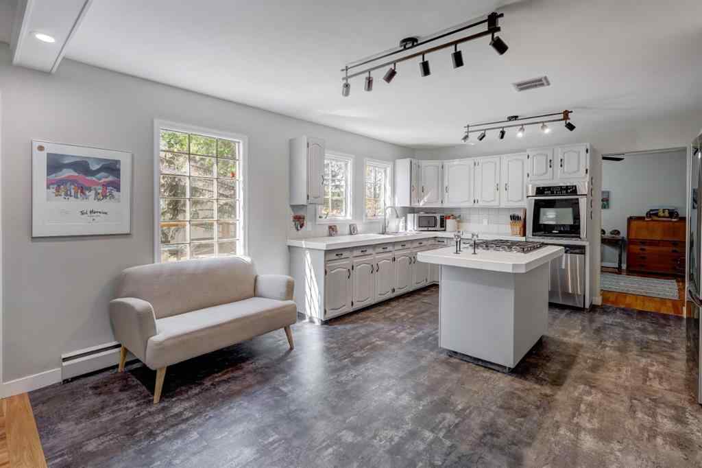 MLS® A2204820 - 150 9 Street NW in Midland Drumheller, Residential