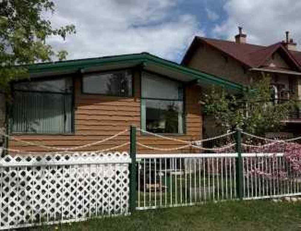 MLS® A2204877 - 404 Pyramid Lake Road  in Jasper Jasper, Residential