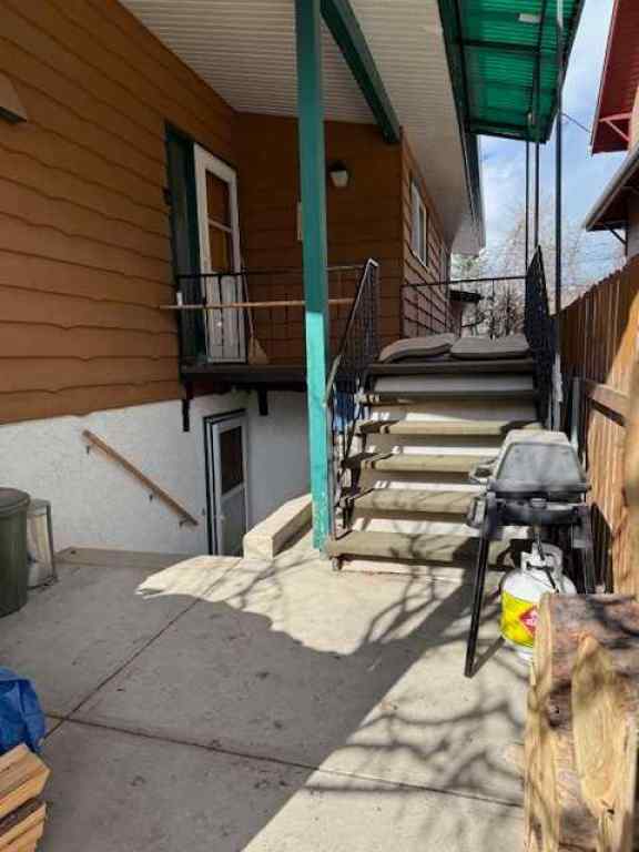 MLS® A2204877 - 404 Pyramid Lake Road  in Jasper Jasper, Residential