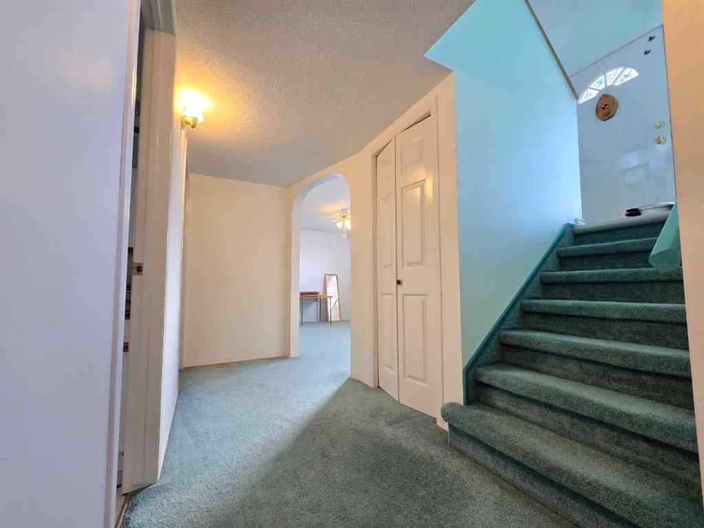 MLS® A2204885 - 4318 49 Avenue  in NONE Grimshaw, Residential